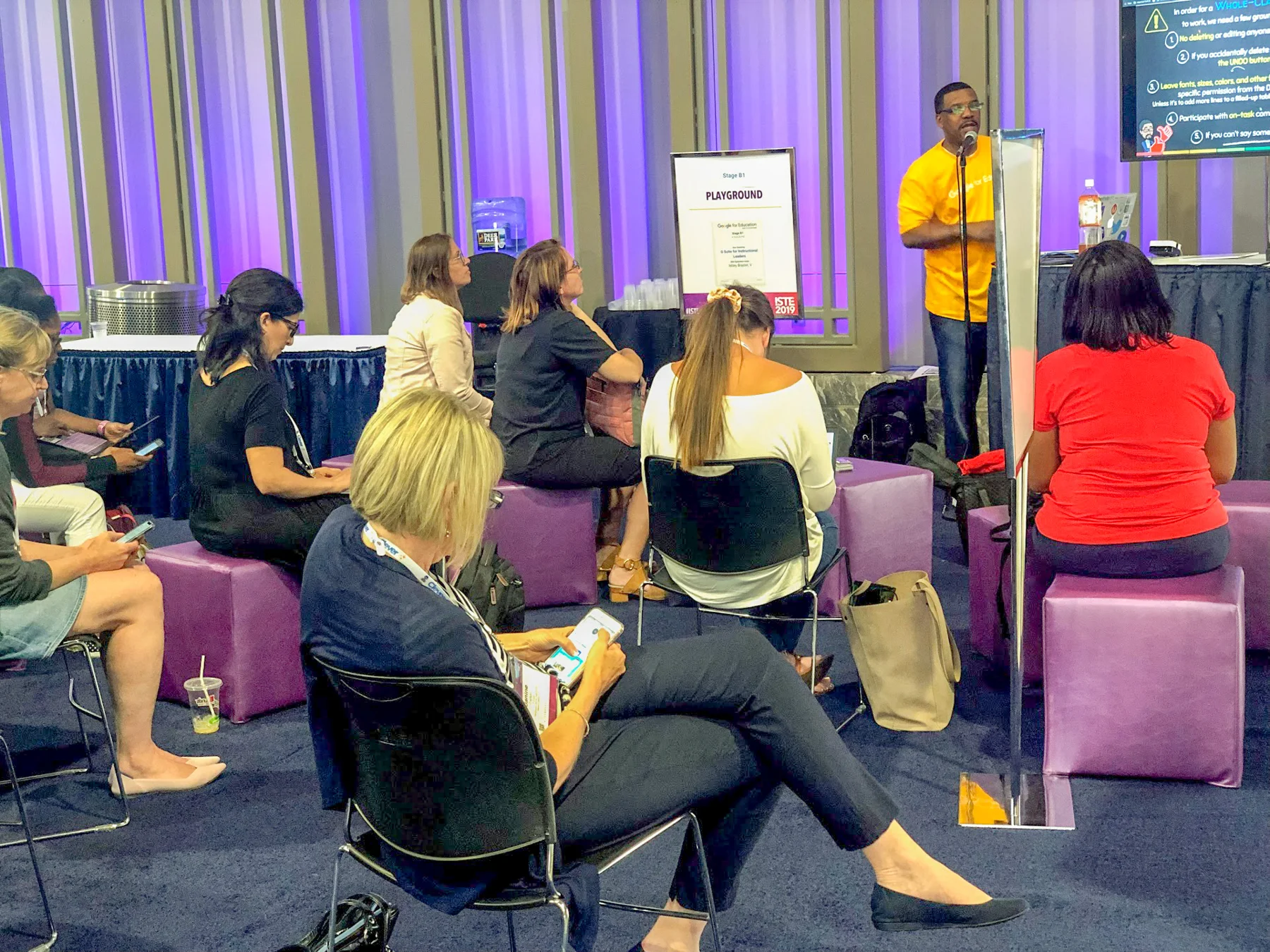 Wiley leading a technology workshop at ISTE